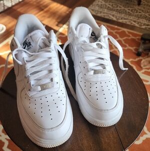 Nike Kids Air Force 1 White Sneakers 8.5